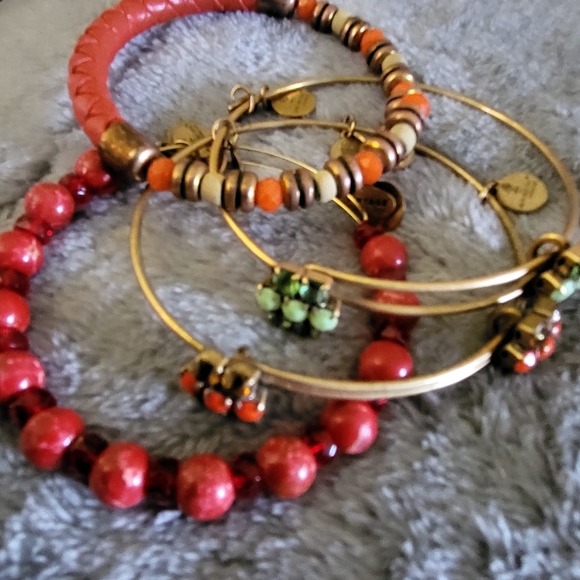 ALEX & ANI LARGE LOT OF 11 BRACELETS. RELIGOUS, BEADS, MIXED. MUST SEE! - Picture 1 of 16